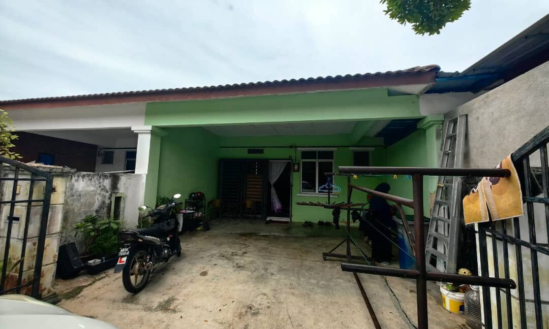 7ce75dcc-1e47-400b-b822-6088982ffc81