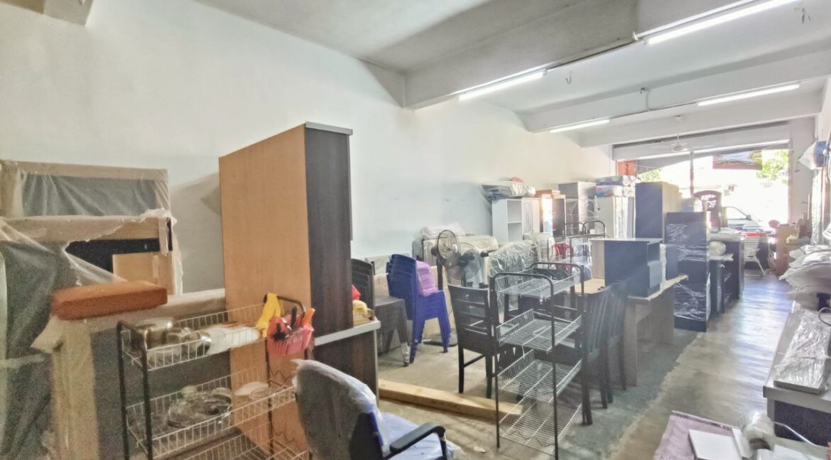 ejen hartanah batu berendam - (2)