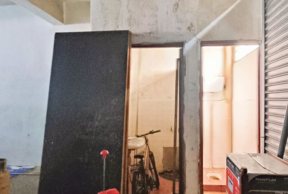 ejen hartanah batu berendam - (6)