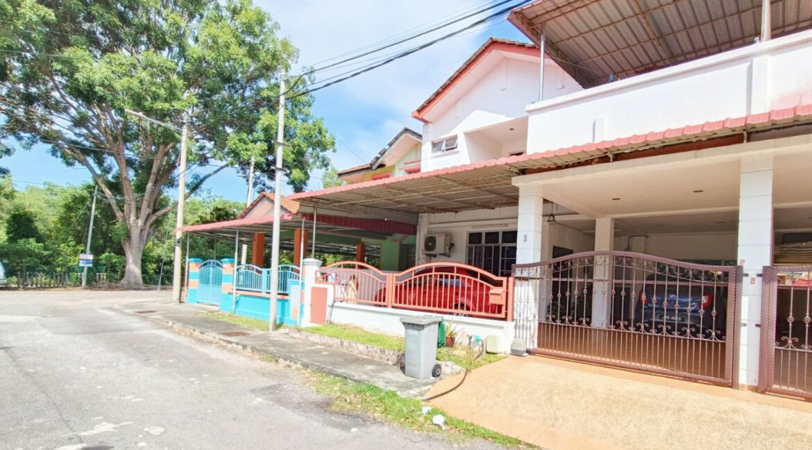 ejen hartanah melaka - (2)